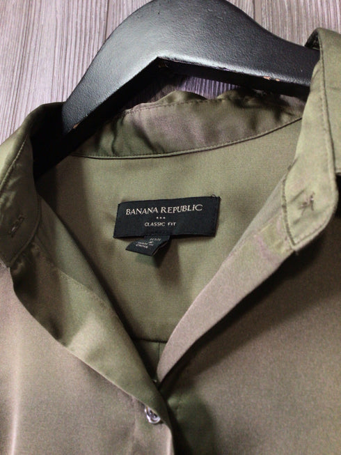 Banana Republic Blouse Size Small-Petite